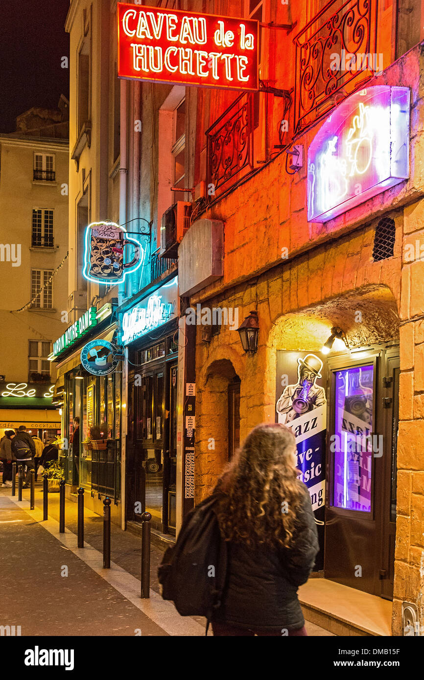 ENTRANCE TO THE JAZZ CLUB LE CAVEAU DE LA HUCHETTE RUE DE LA HUCHETTE ENTRANCE TO THE JAZZ CLUB LE CAVEAU DE LA HUCHETTE RUE DE LA HUCHETTE