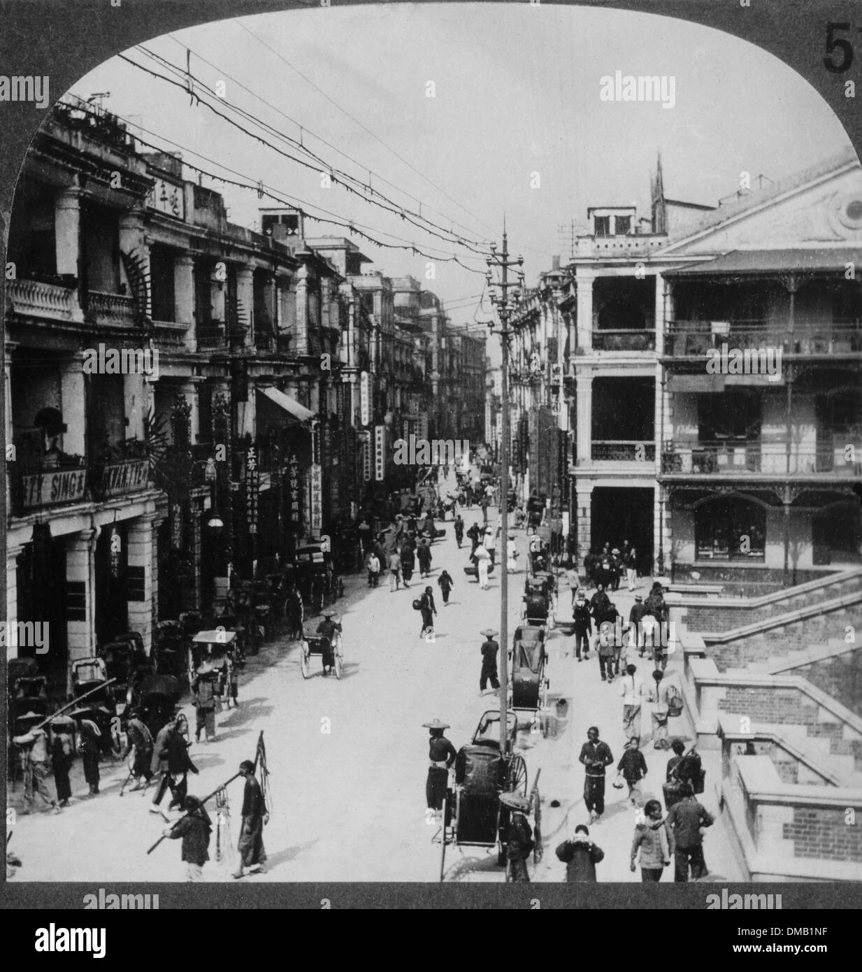 Busy Queen's Road, Hong Kong, 1902 Stock Photo