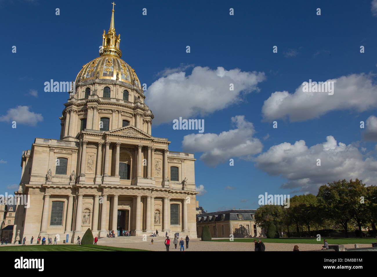CATHEDRAL SAINT-LOUIS DES INVALIDES, HOTEL NATIONAL DES INVALIDES ...