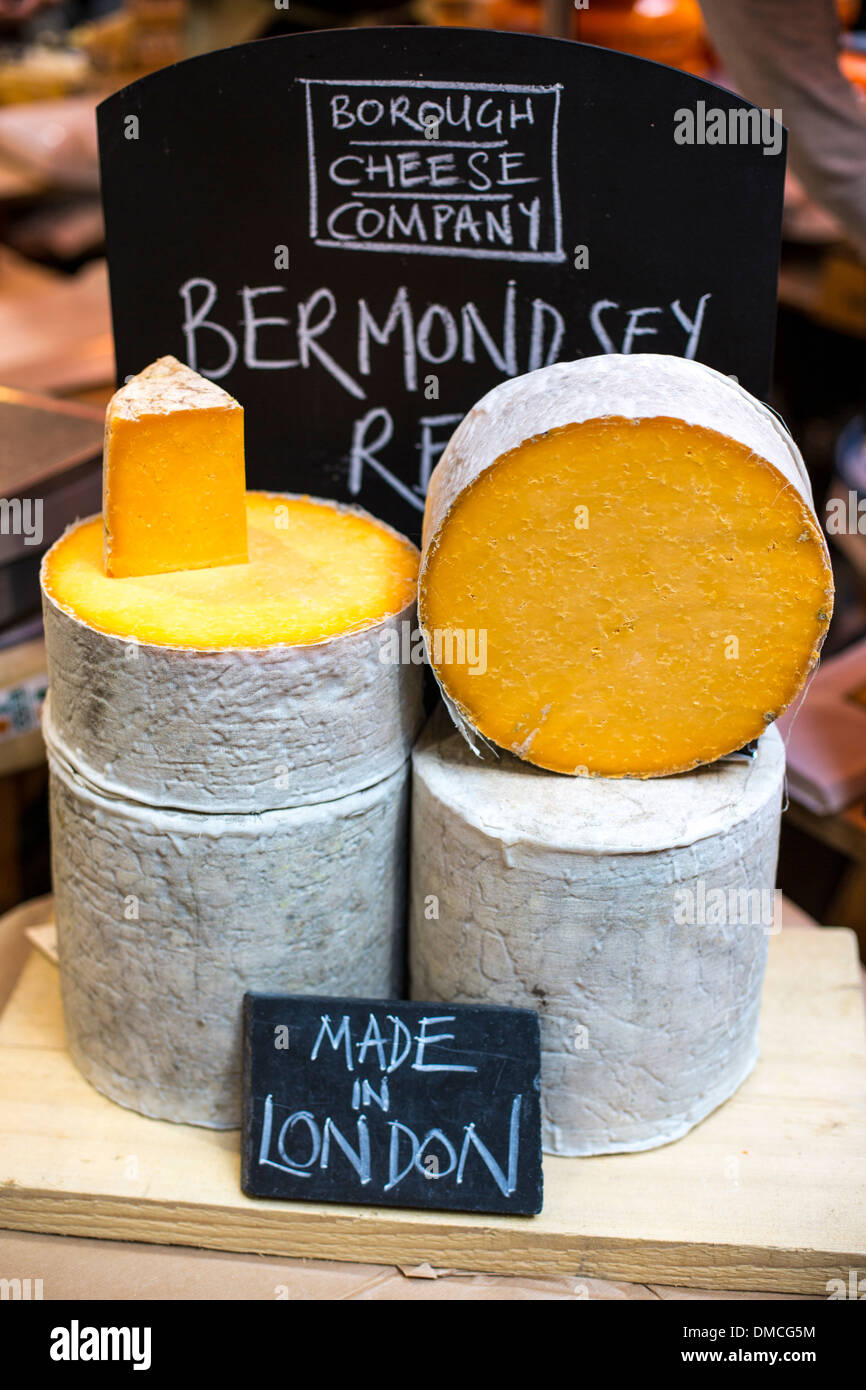 'Bermondsey Red' cheddar cheese on display at Borough Market Stock Photo