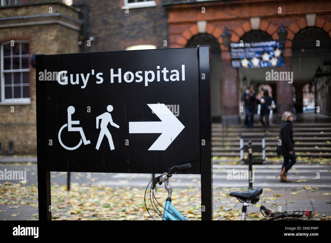 Direction sign at Guy's Hospital, London, UK Stock Photo