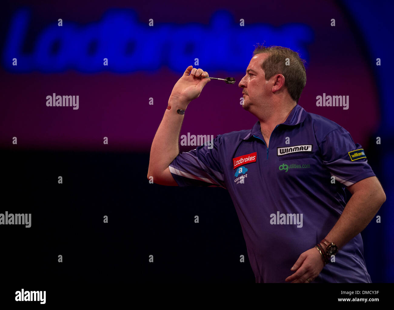 London, UK. 13th Dec, 2013. Dean Winstanley (England) in action against Richie Burnett (Wales) [28] during the Ladbrokes World Darts Championships from Alexandra Palace. Credit:  Action Plus Sports/Alamy Live News Stock Photo