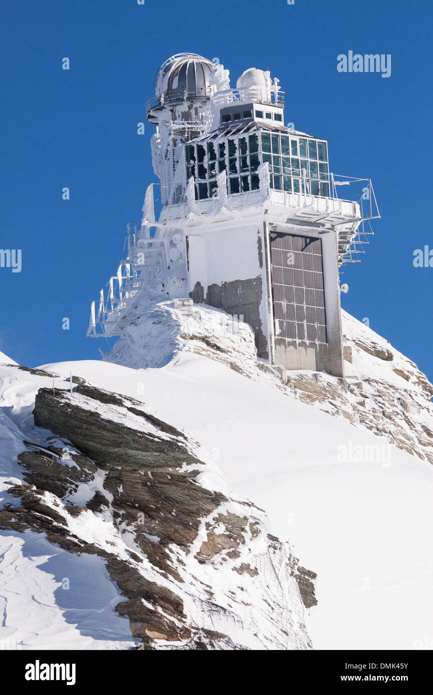 WINTRY VIEW FROM THE OBSERVATORY NICKNAMED THE SPHINX AT THE SUMMIT OF THE JUNGFRAUJOCH PASS, THE JUNGFRAU, BERNESE ALPS, CANTON OF BERN, SWITZERLAND Stock Photo