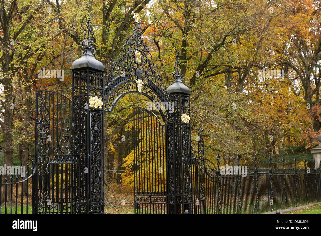 entrance to Old Westbury gardens on Long Island NY Stock Photo Alamy