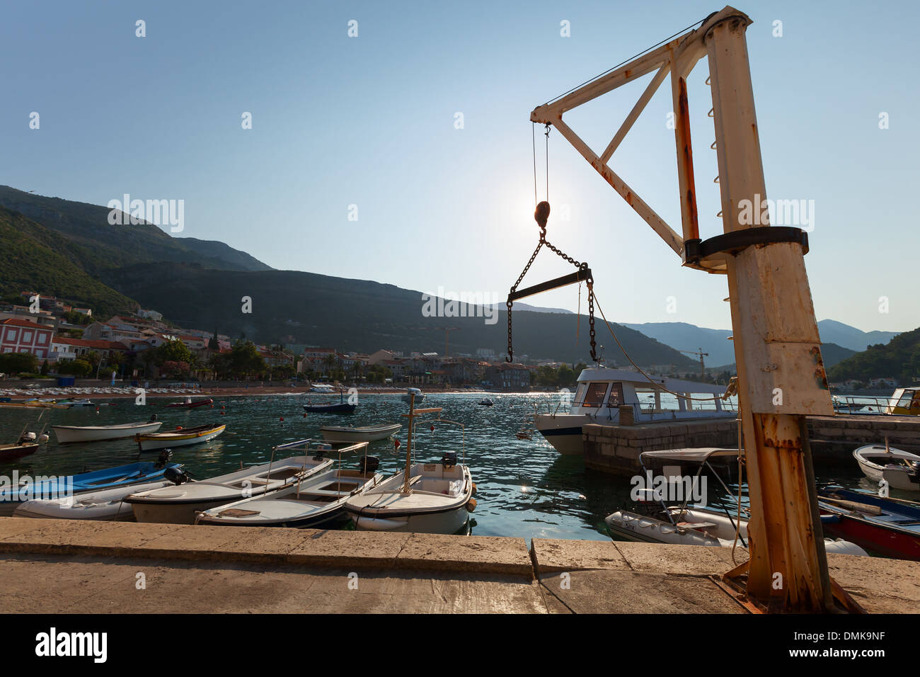 Crane lifting small boat hi-res stock photography and images - Alamy
