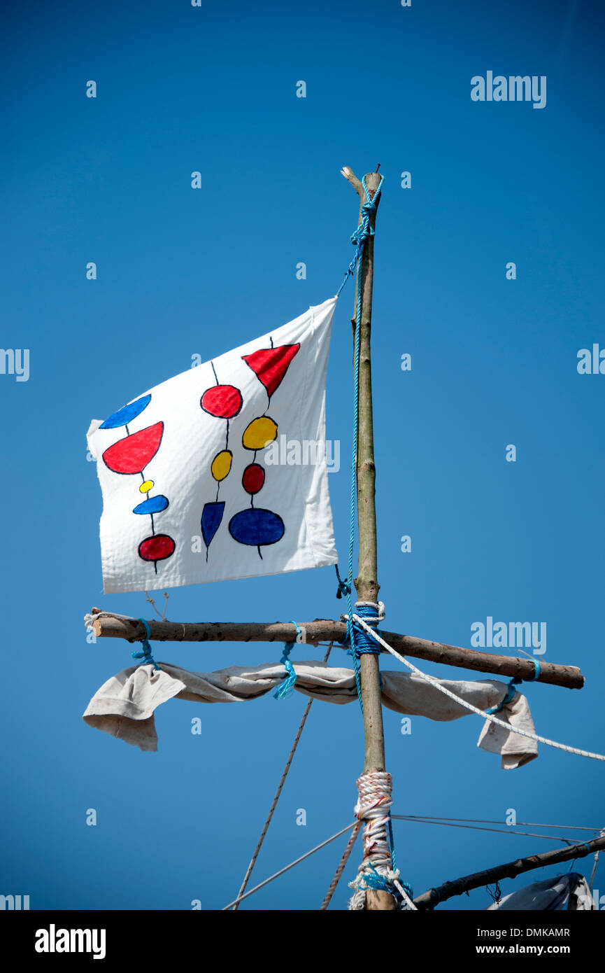 Pirate ship flag hires stock photography and images Alamy