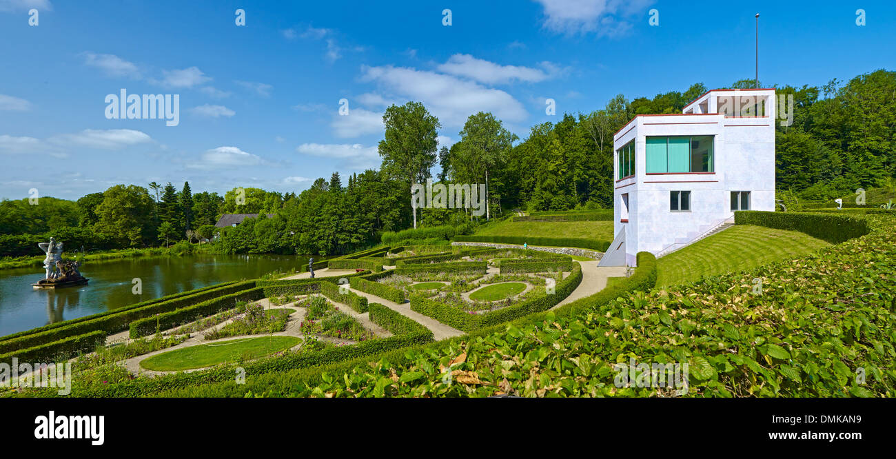 Baroque garden with Globe House in Schleswig, SchleswigFlensburg
