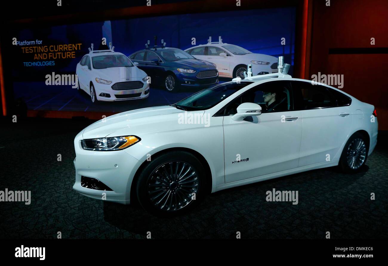 Ford motor company 2013 hi-res stock photography and images - Alamy