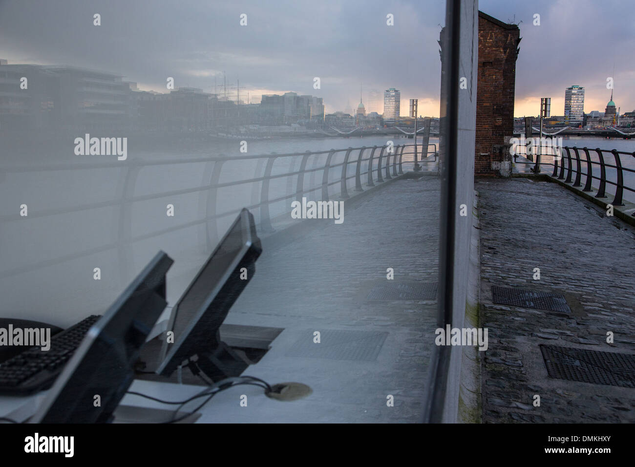 New docks hires stock photography and images Alamy
