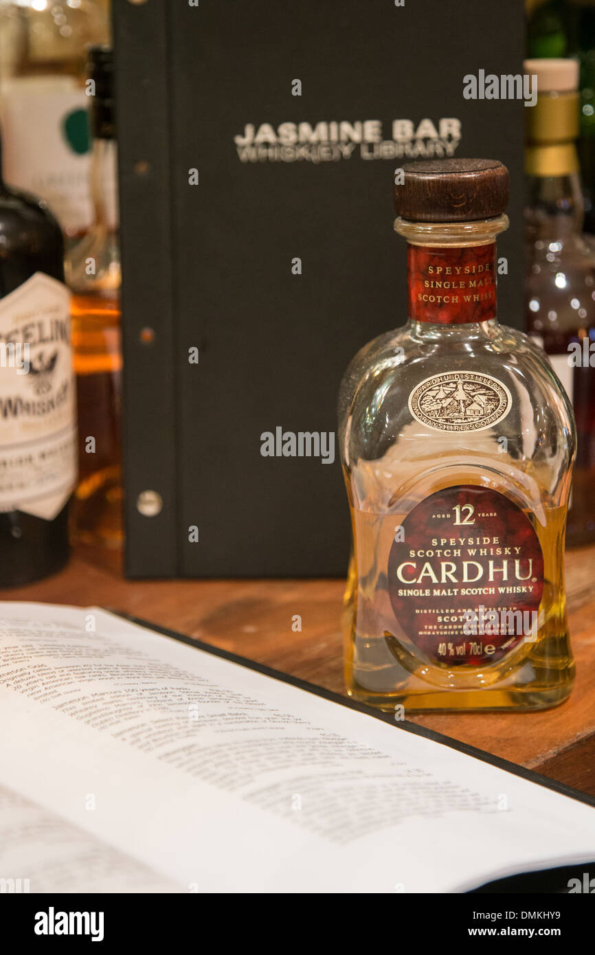 CARDU IRISH WHISKEY AND THE DRINKS LIST AT THE WHISKEY BAR OF THE JASMINE HOTEL, DRURY STREET, DUBLIN, IRELAND Stock Photo