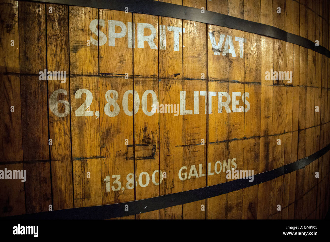 CASKS AND BARRELS OF IRISH WHISKEY, THE OLD JAMESON DISTILLERY, THE OLD
