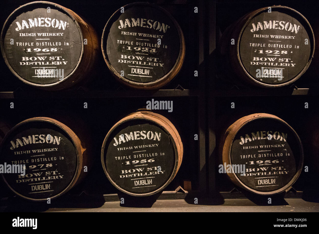 CASKS AND BARRELS OF IRISH WHISKEY, THE OLD JAMESON DISTILLERY, THE OLD