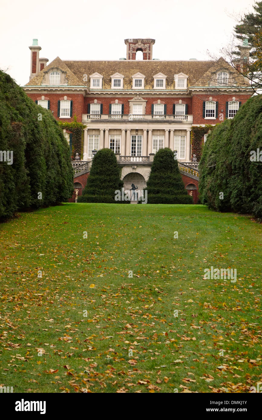 Old Westbury gardens house on Long Island NY Stock Photo Alamy