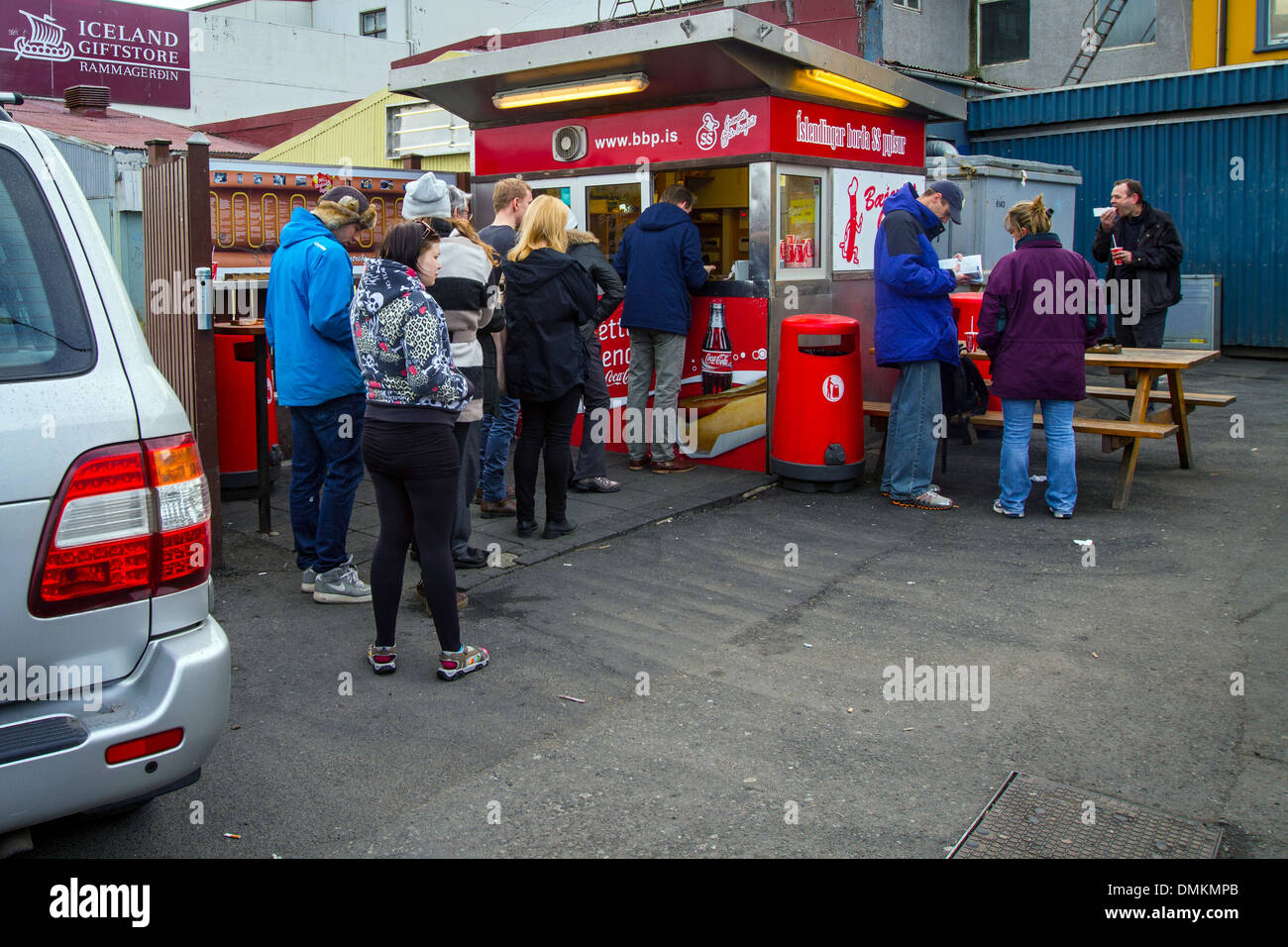 SMALL SNACK BAR IN THE STREET, CITY OF REYKJAVIK, CAPITAL OF ICELAND, EUROPE Stock Photo