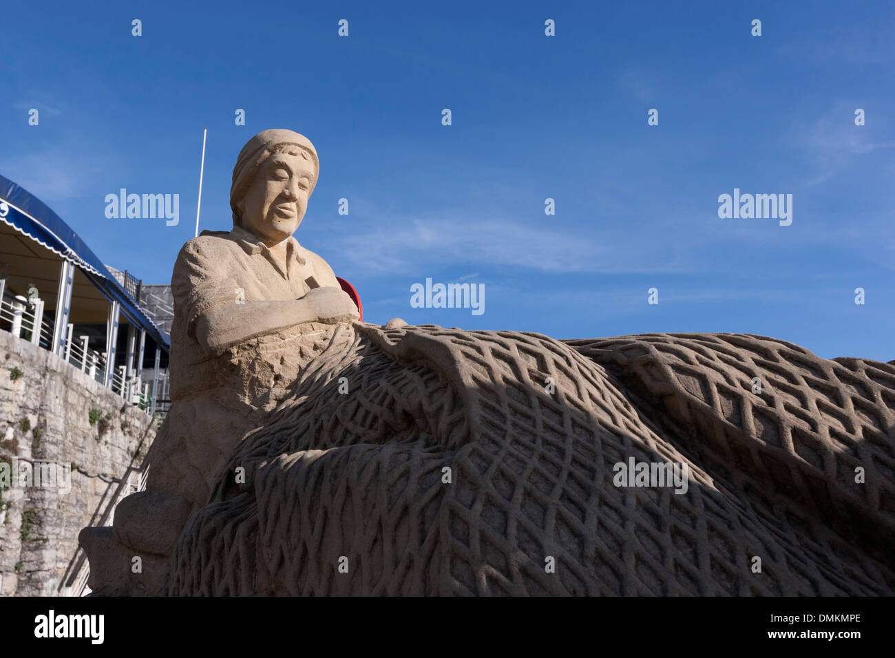Monument of a woman repairing fishing nets hires stock photography and
