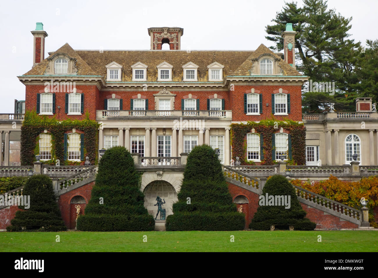 Old Westbury gardens house on Long Island NY Stock Photo Alamy