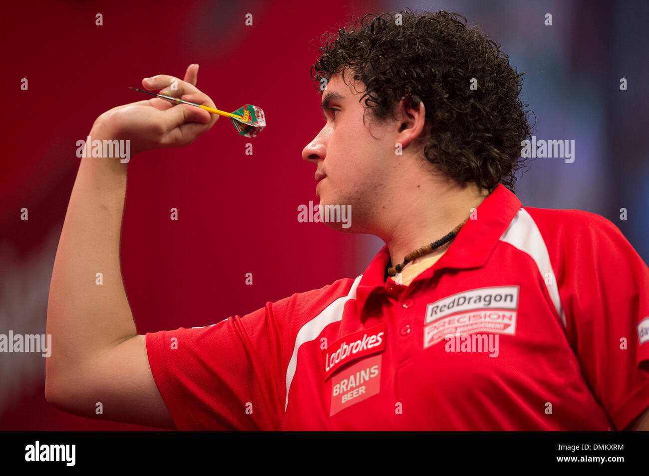 Jamie lewis darts hi res stock photography and images Alamy