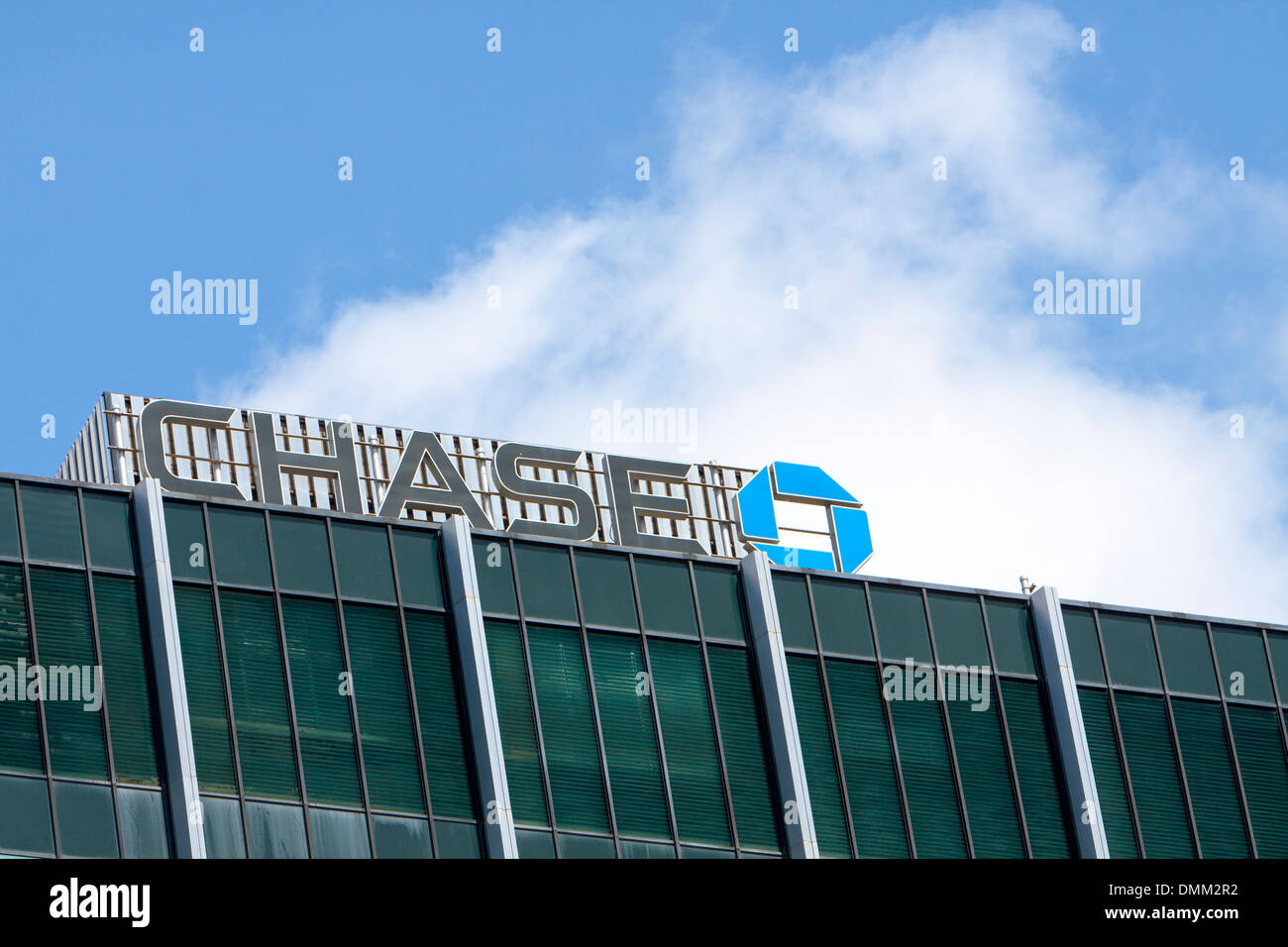 The top of the Chase bank building in Columbus, Ohio, USA. Stock Photo