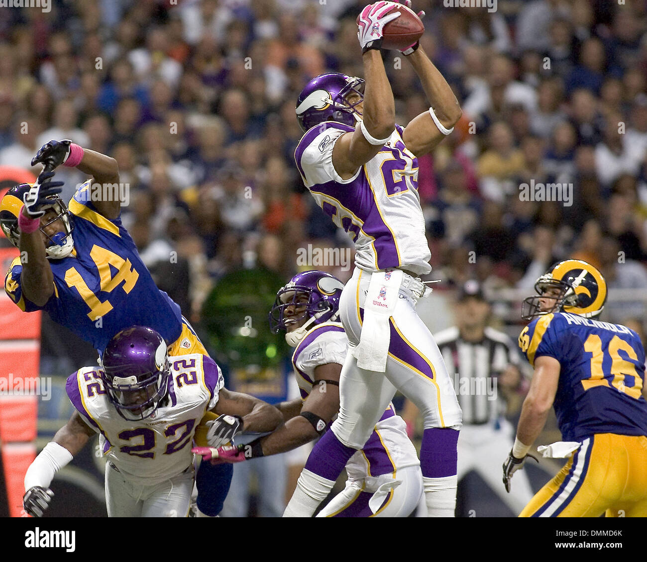 Steven johnson nfl hi-res stock photography and images - Alamy