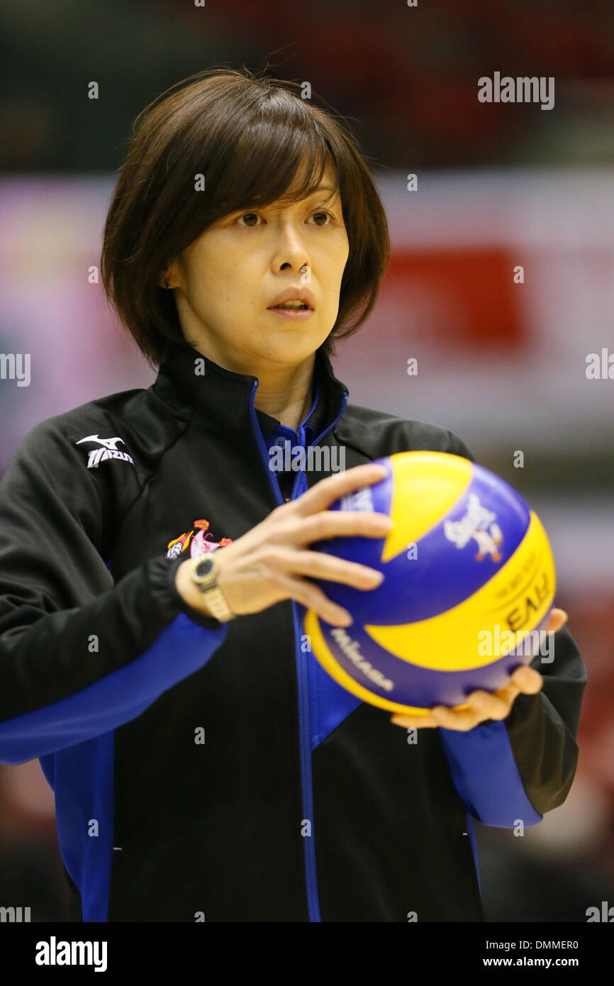 Kumi Nakada (Springs), DECEMBER 13, 2013 Volleyball 2013 Emperor's