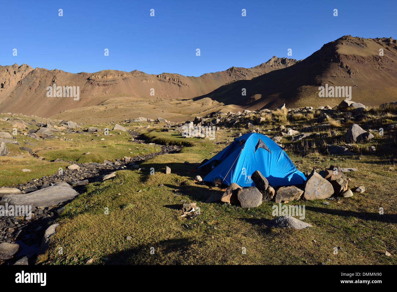 Iran, Mazandaran, tent camp on Hezar Som plateau, Alam Kuh area Takht-e Suleyman Massif, Alborz Mountains Stock Photo