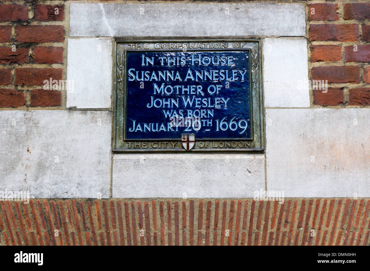 A plaque on the birthplace of Susanna Annesley, the mother of John