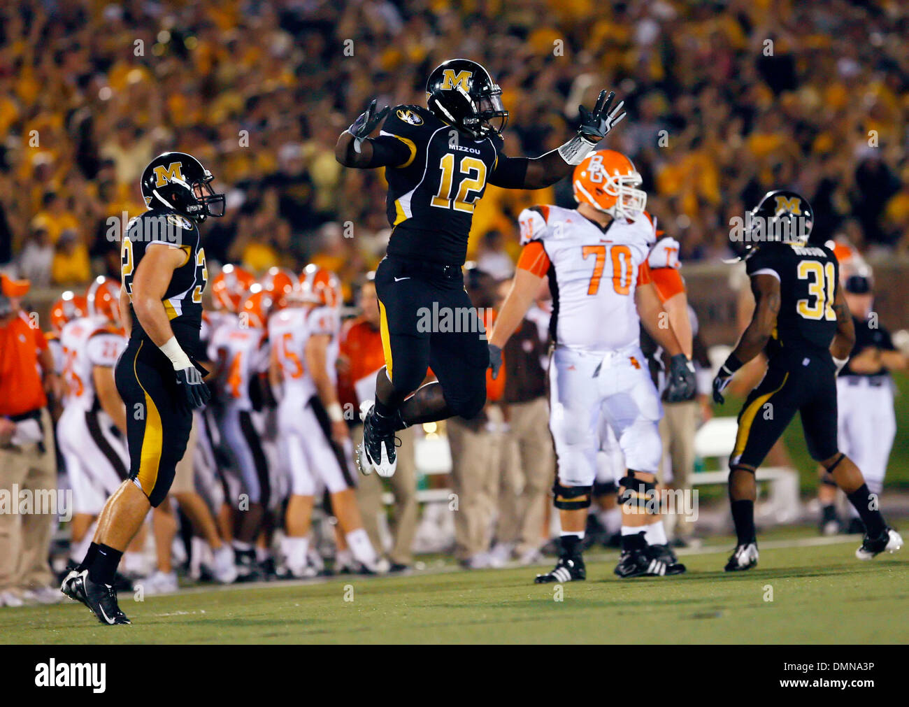 Sep 12, 2009 - Columbia, Missouri, USA - Missouri linebacker SEAN WEATHERSPOON #12 celebrates a tackle during the NCAA football game between the Missouri Tigers and Bowling Green Falcons on Sept. 12, 2009 in Columbia, Mo. Mizzou defeated BGSU 27-20. (Credit Image: © Patrick T Fallon/ZUMA Press) Stock Photo