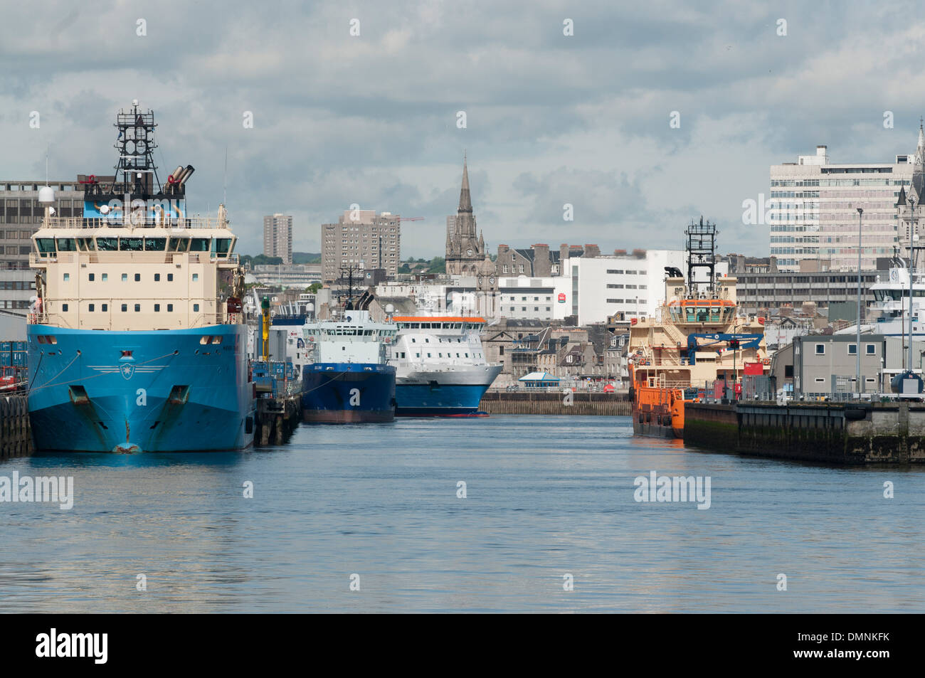 blue supply survey vessel aberdeen harbour north sea oil Stock Photo