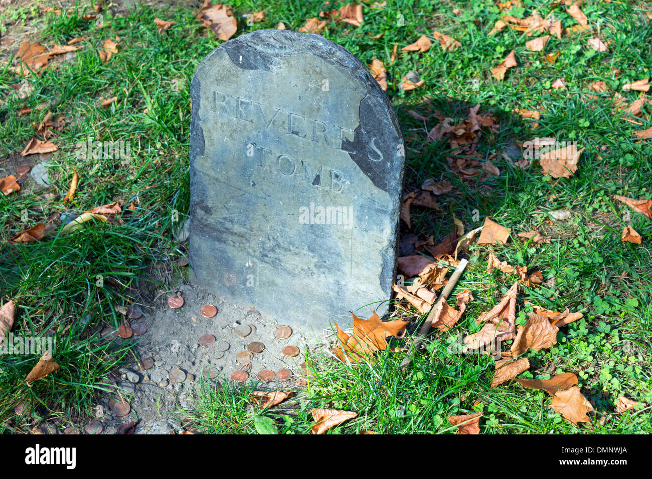 Paul revere grave hires stock photography and images Alamy