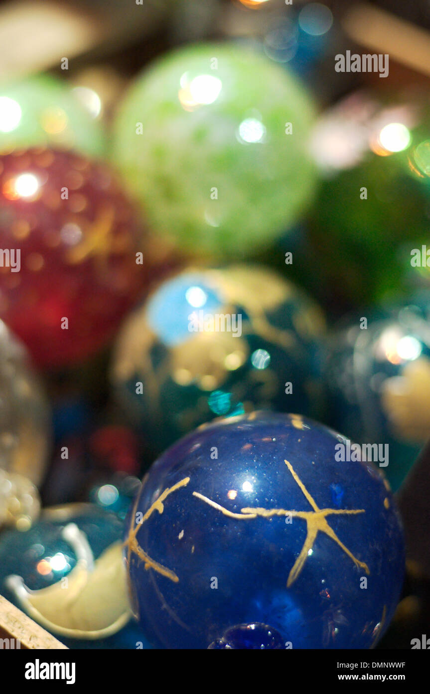 Christmas baubles glass hi-res stock photography and images - Alamy