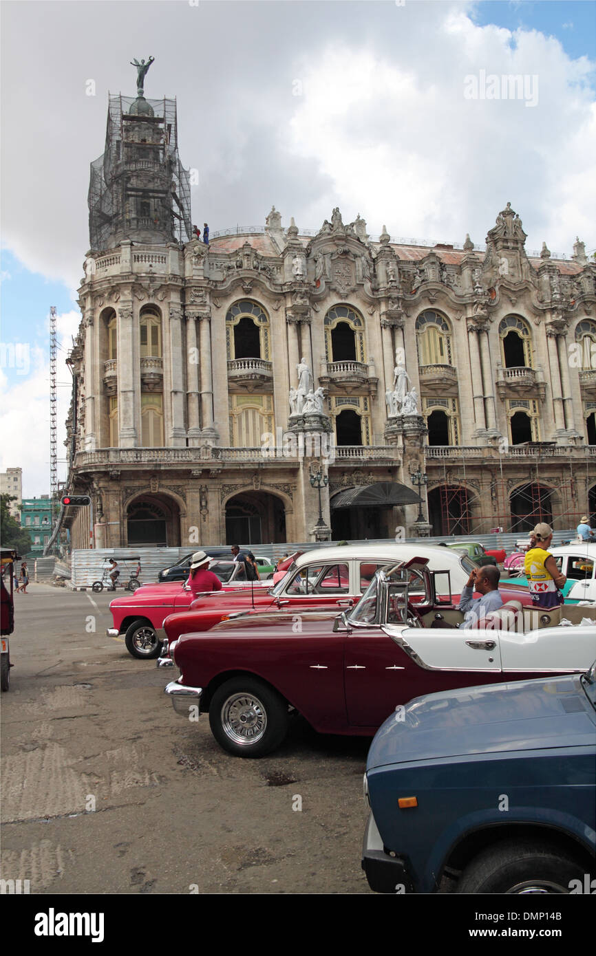 Gran Teatro de La Habana, Paseo de Martí (aka Prado), Old Havana (La Habana Vieja), Cuba, Caribbean Sea, Central America Stock Photo
