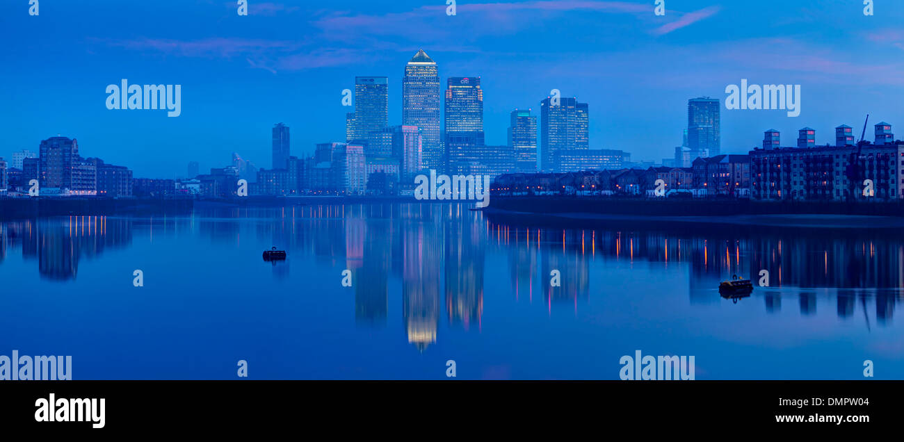 Canary Wharf Financial District At Night, London, England Stock Photo