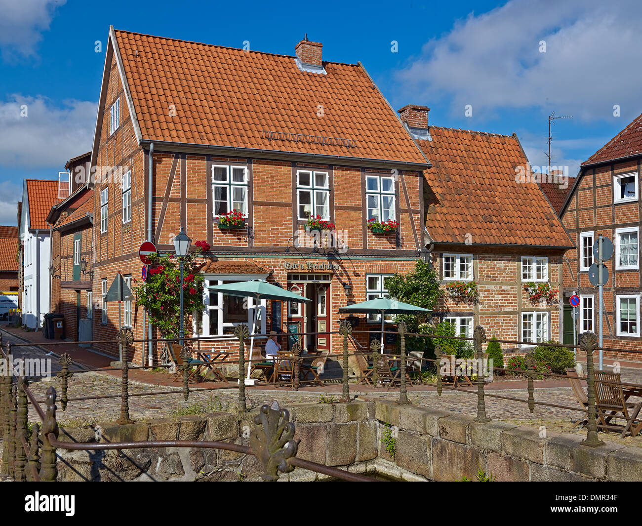 Cafe at Mühlenplatz square in Mölln, Herzogtum Lauenburg, SchleswigHolstein, Germany Stock Cafe at Mühlenplatz square in Mölln, Herzogtum Lauenburg, SchleswigHolstein, Germany Stock