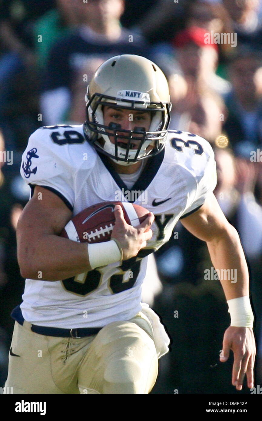 Navy fullback Alexander Teich (39) during game action. Navy at Notre