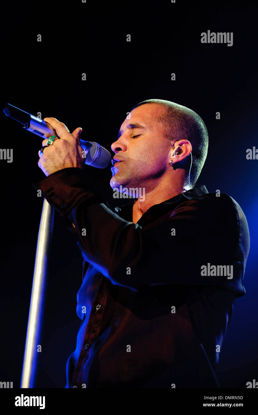 Creed frontman and lead vocalist Scott Stapp during the bands show in ...