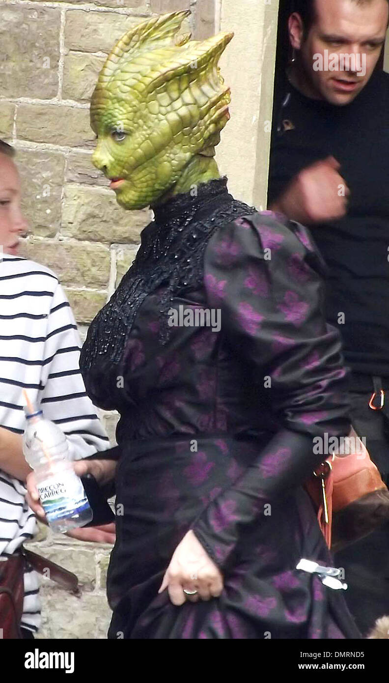 Neve mcintosh madame vastra silurian hi-res stock photography and images -  Alamy