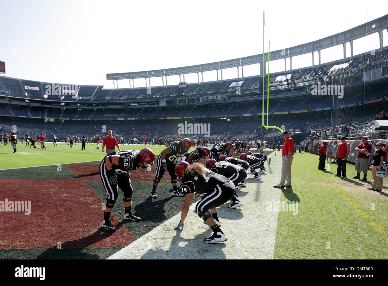 san-diego-state-players-before-game-time-against-tcu-at-qualcomm