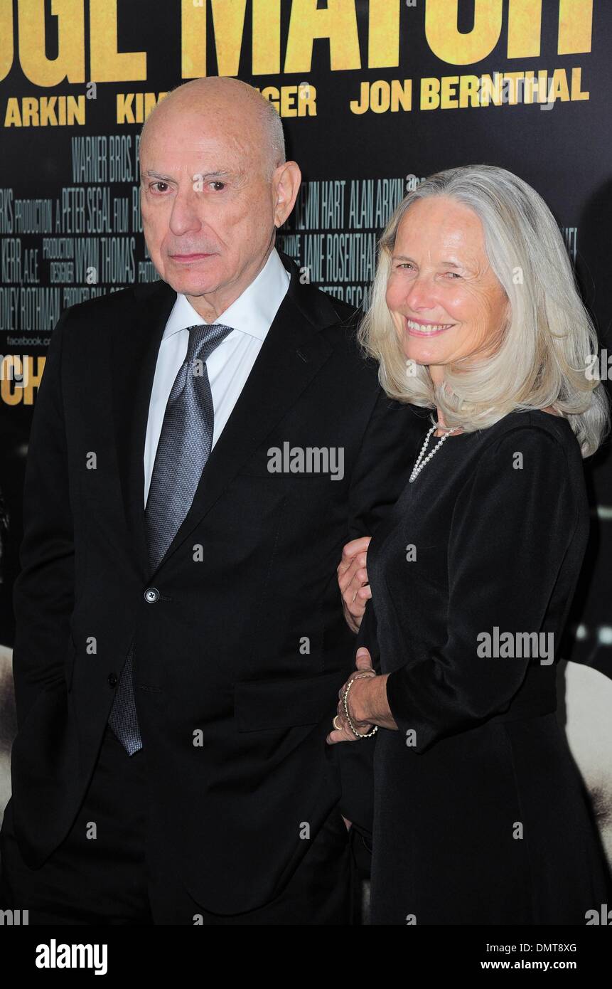 New York, NY, USA. 16th Dec, 2013. Alan Arkin, Suzanne Newlander at arrivals for GRUDGE MATCH Premiere, The Ziegfeld Theatre, New York, NY December 16, 2013. Credit:  Gregorio T. Binuya/Everett Collection/Alamy Live News Stock Photo