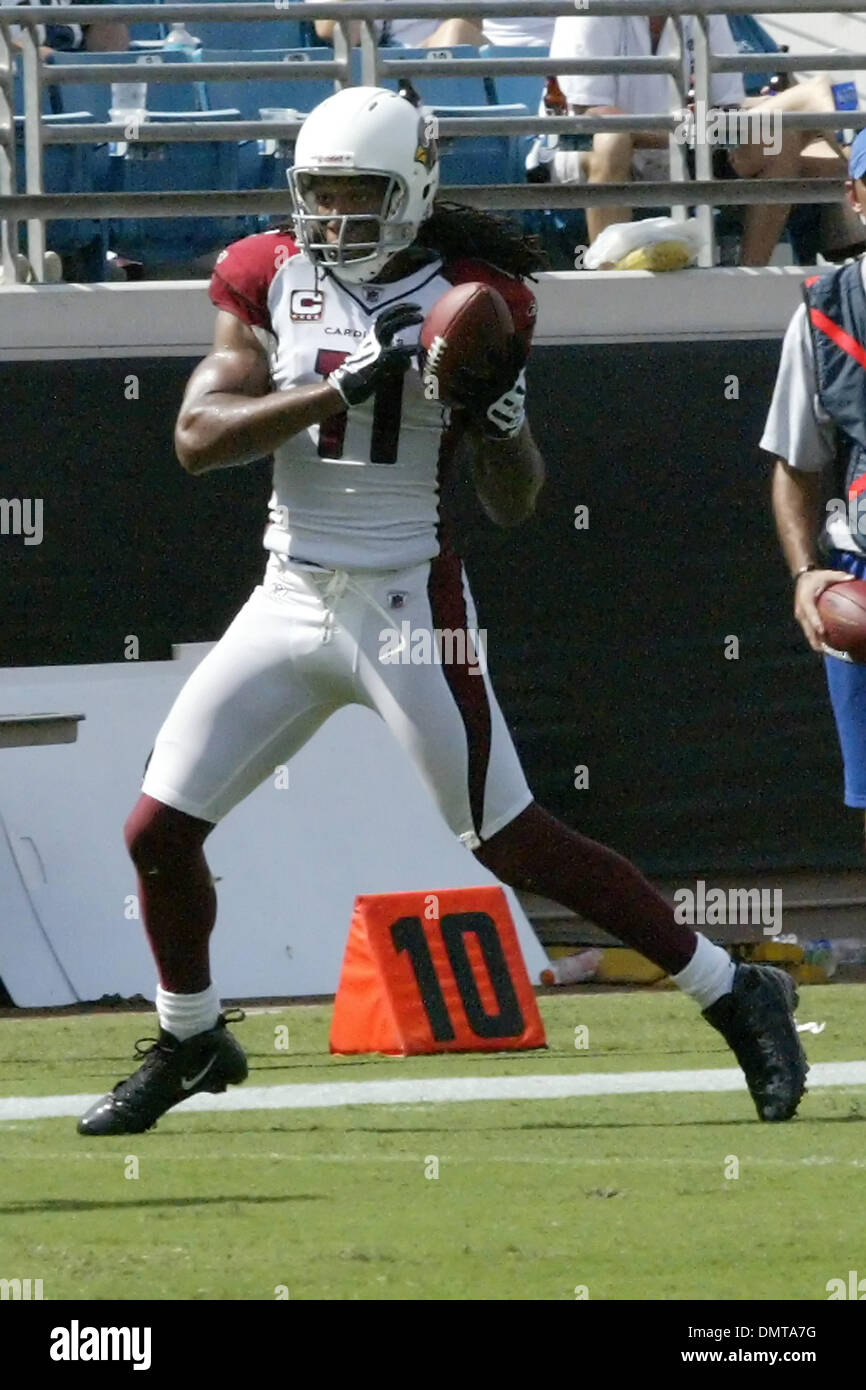 Arizona Cardinals wide receiver Larry Fitzgerald during first quarter action against the Jaguars at Jacksonville Municipal Stadium. The Cardinals defeated the Jaguars 31-17. (Credit Image: © David Roseblum/Southcreek Global/ZUMApress.com) Stock Photo