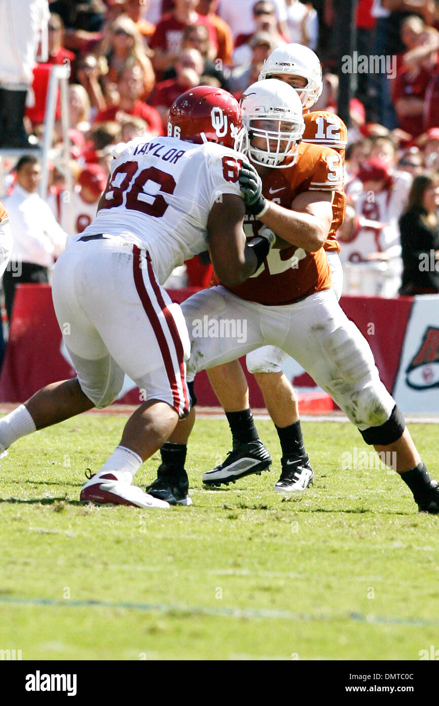 17-october-09-texas-offensive-guard-char