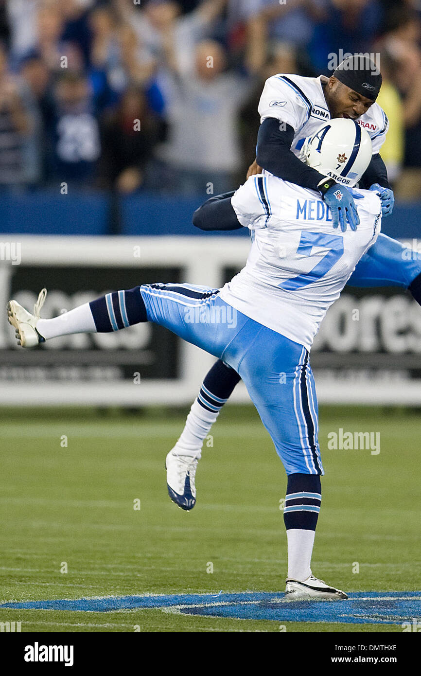 Toronto Argonauts kicker Justin Medlock 7 celebrates after kicking the winning field goal in