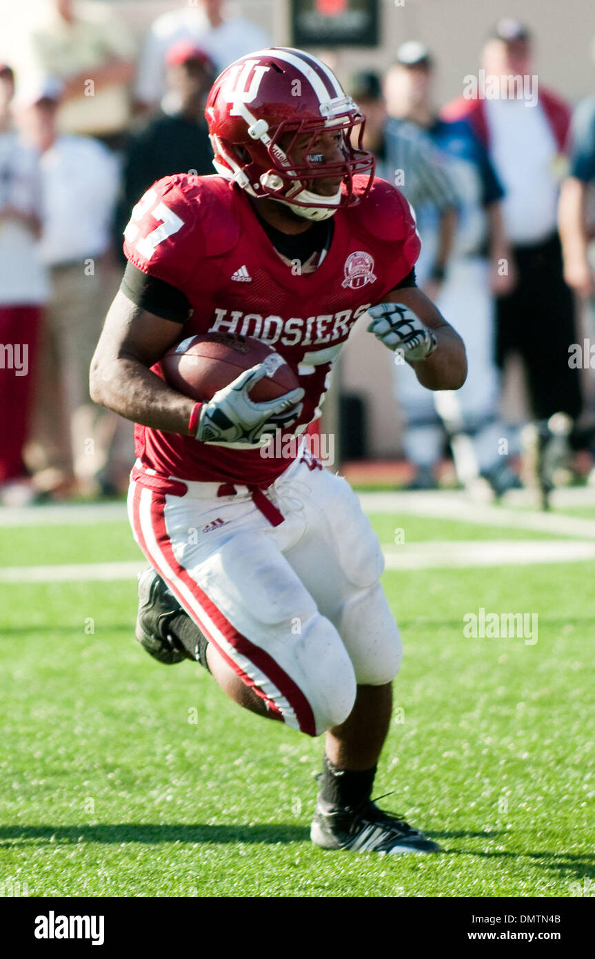 Wisconsin Running back John Clay (32) ran for 134 yards and a touchdown