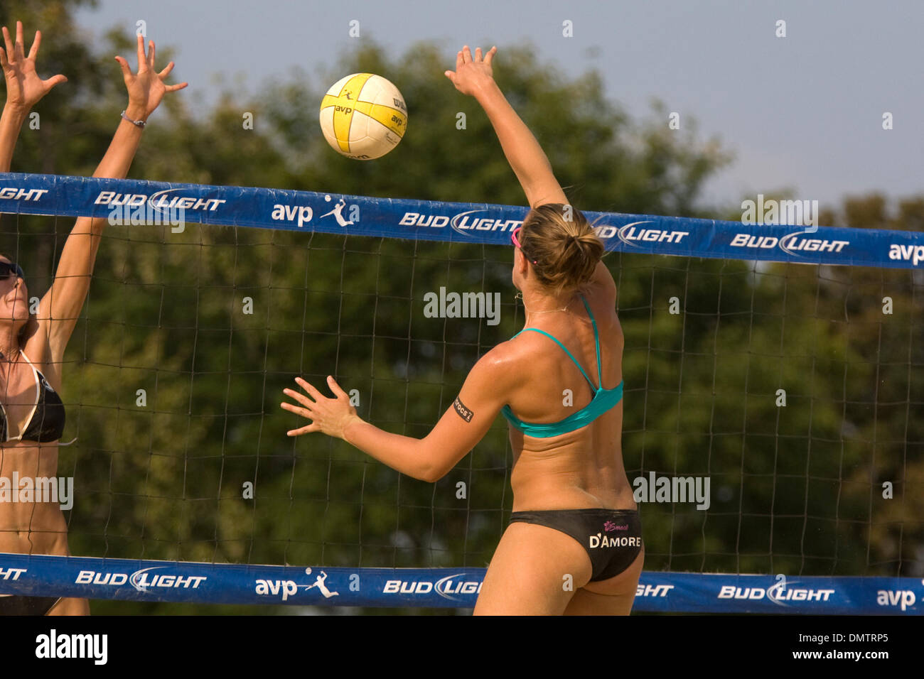 04 September 2009 Claire D Amore Competes During The 2009 Avp Crocs Stock Photo Alamy