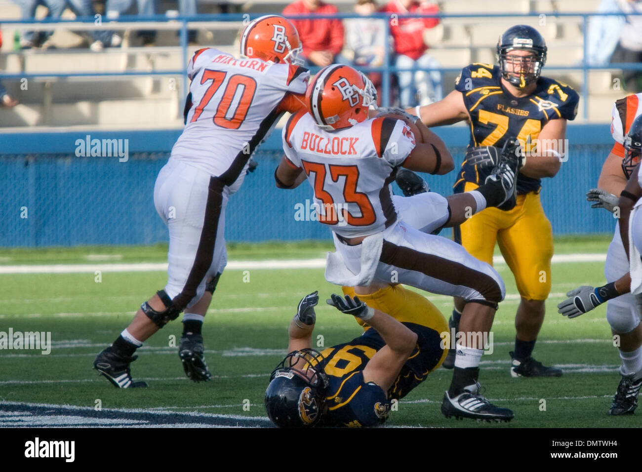 10 October 2009 Bowling Green Falcons Running Back Chris Bullock Stock Photo Alamy