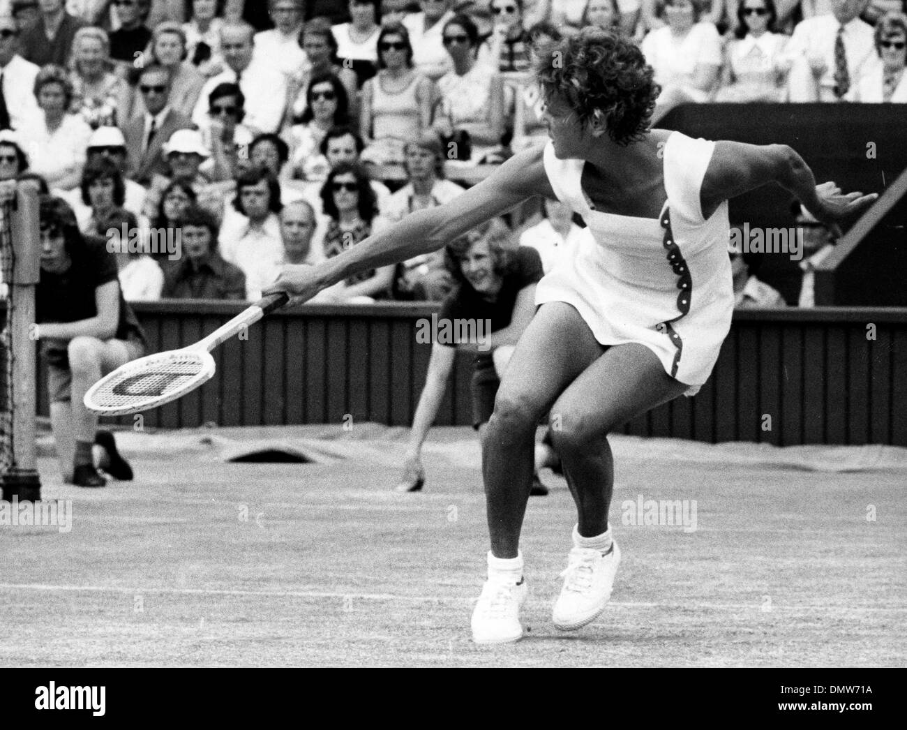 July 2, 1973 - London, England, U.K. - EVONNE GOOLAGONG CAWLEY Australia's top tennis star, becomes the first mother ever to win the Ladies Singles Final at Wimbledon. PICTURED: Evonne Goolagong competes in a match. (Credit Image: © KEYSTONE Pictures USA/ZUMAPRESS.com) Stock Photo