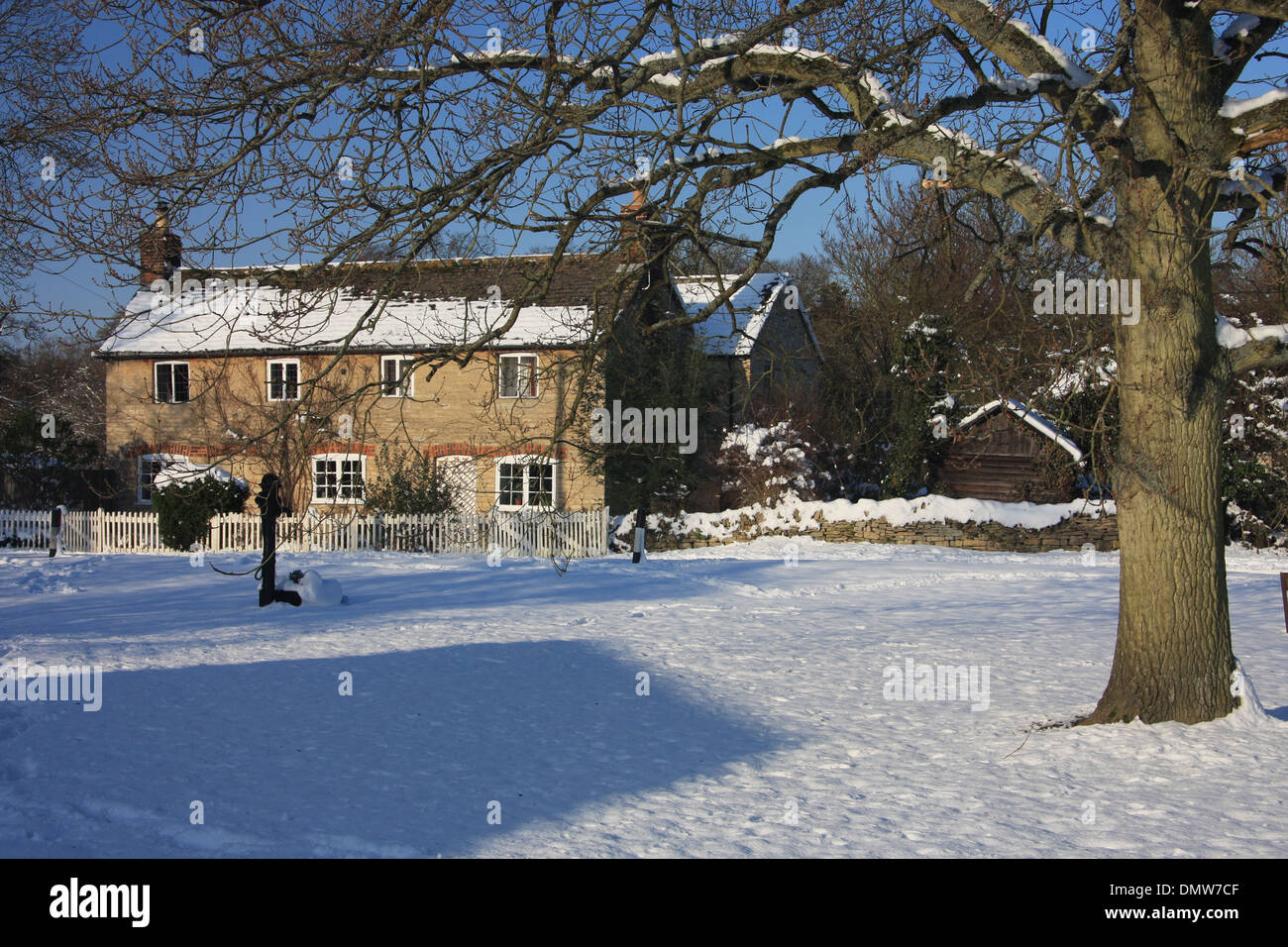 Snow on the village green, Freeland, Oxfordshire Stock Photo Alamy