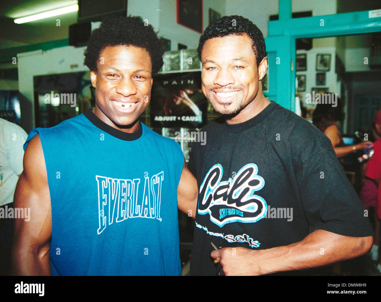 Boxer on the ropes ropes hi-res stock photography and images