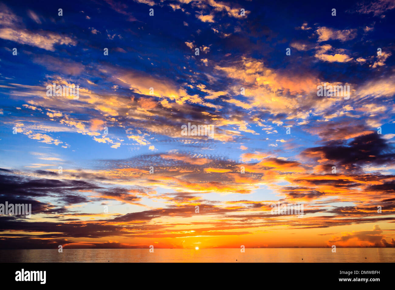 Sunrise on Lang Co beach, Hue,Vietnam Stock Photo Alamy