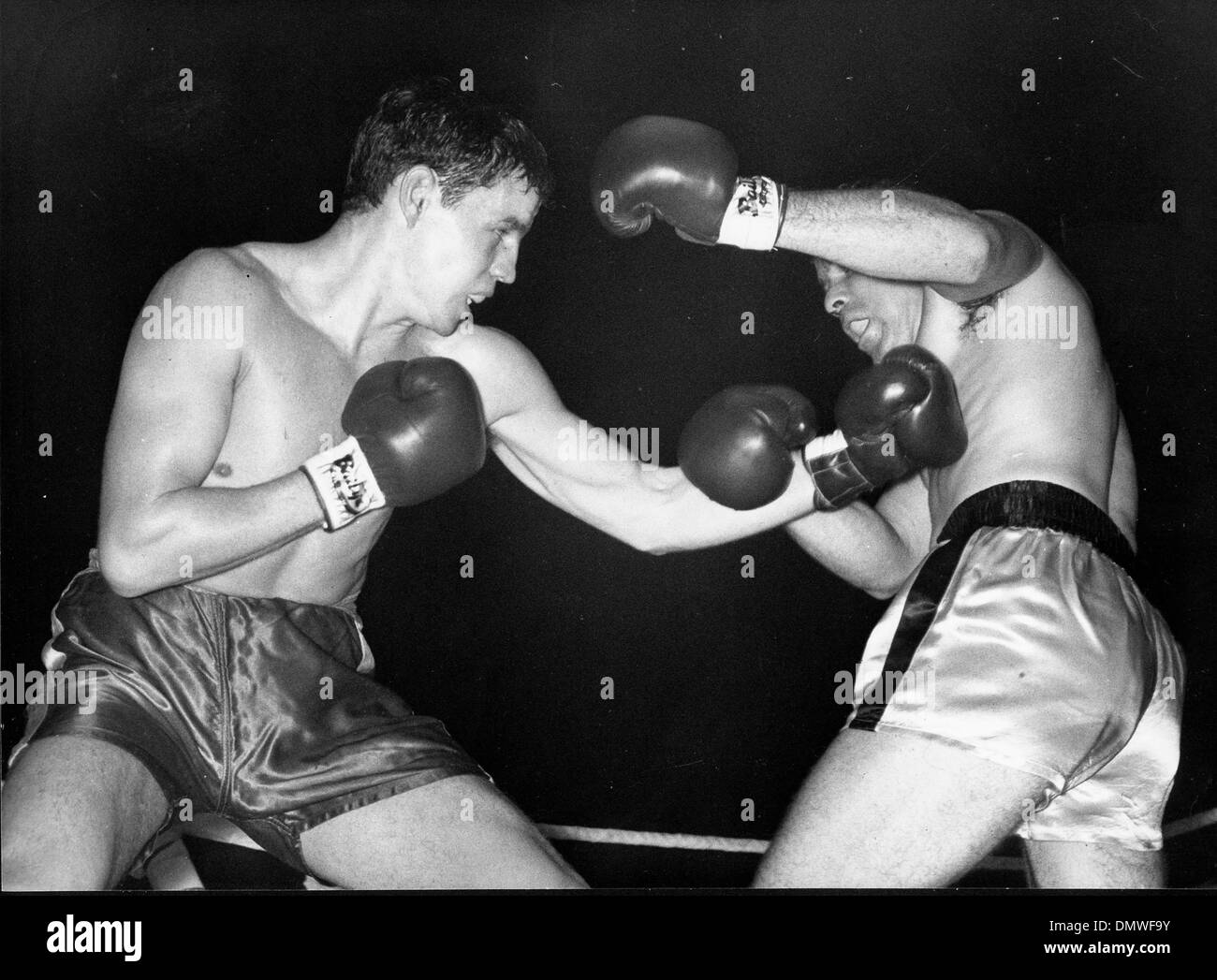 Boxing British Middleweight Boxing Champion Stock Photos & Boxing