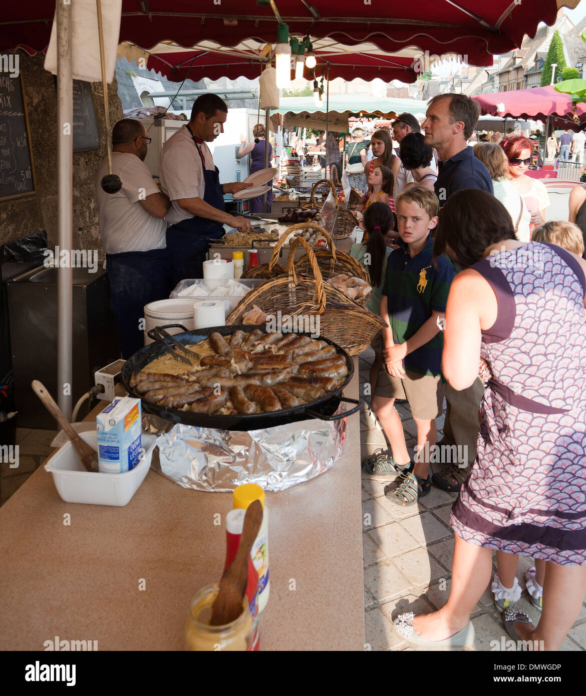 Amboise summer evening market, sausage seller at his stall Stock Photo ...